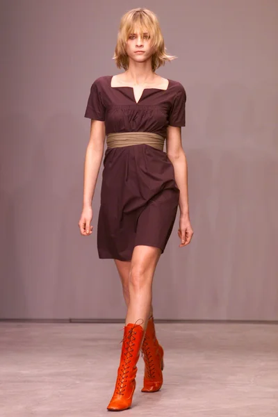 Look 19